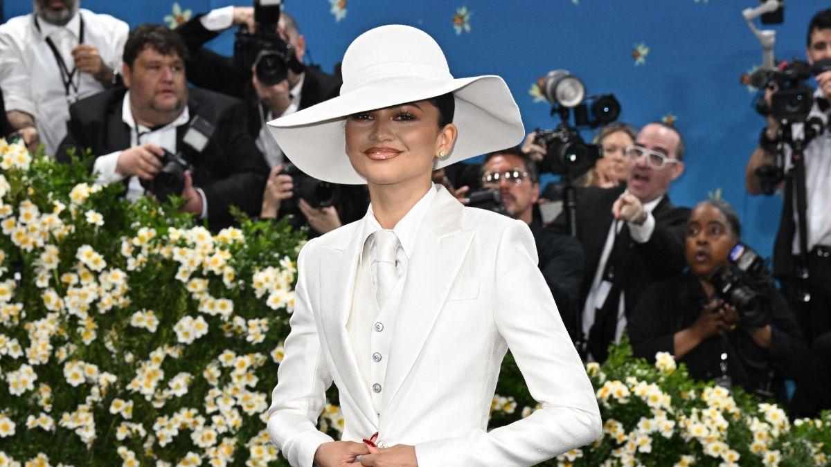 celebrities skipping met gala  zendaya meryl streep