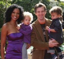 2010__04__Garcelle_Beauvais_Nilon_Mike_Nilon_April9newsne 225×206.jpg