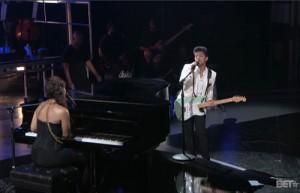 2011__06__Bruno_Mars_Alicia_Keys_BET_June27newsne 300×193.jpg