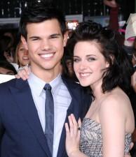 2009__11__wenn_taylorandkstew 194×225.jpg