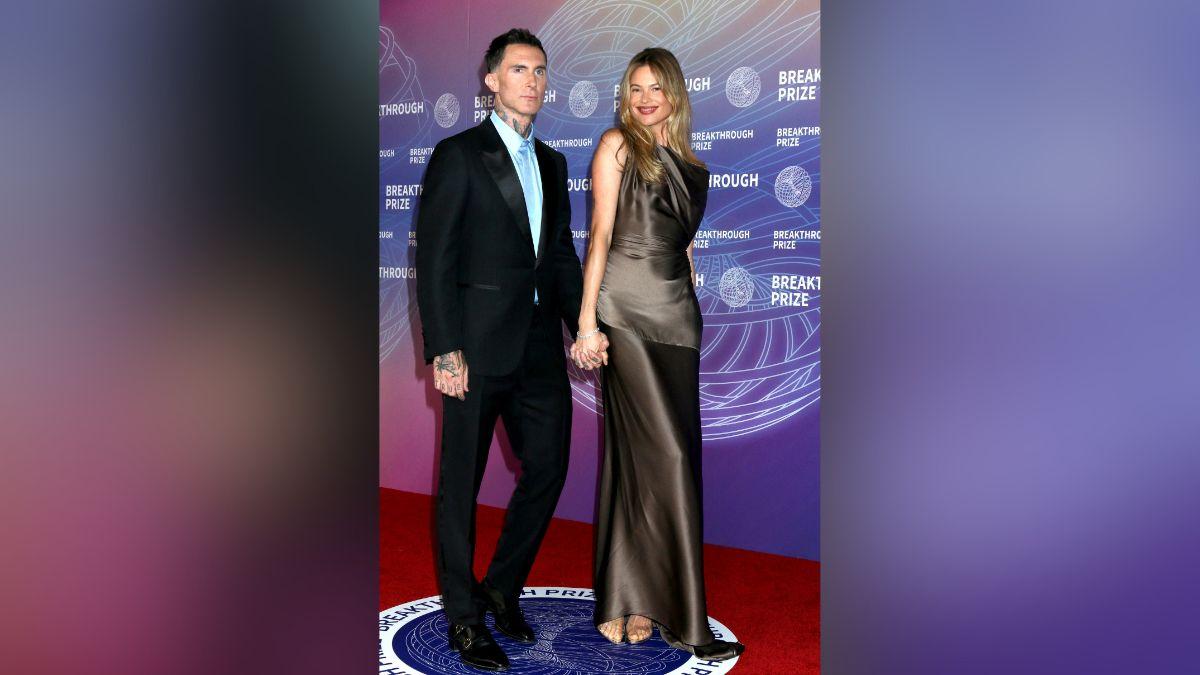 Image of A plastic surgeon noted that Adam Levine also seemed to be wearing more makeup than usual.