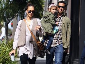 2011__02__FP_6803708_Alba_Jessica_MAC_021911 300×225.jpg