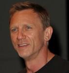 2011__04__Daniel_Craig_April15 142×150.jpg