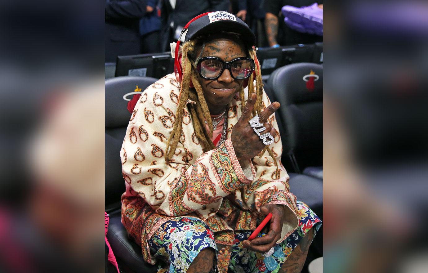 police investigating security guards claim that lil wayne pulled a gun on him