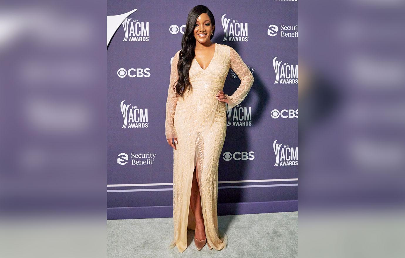 mickey guyton acm awards