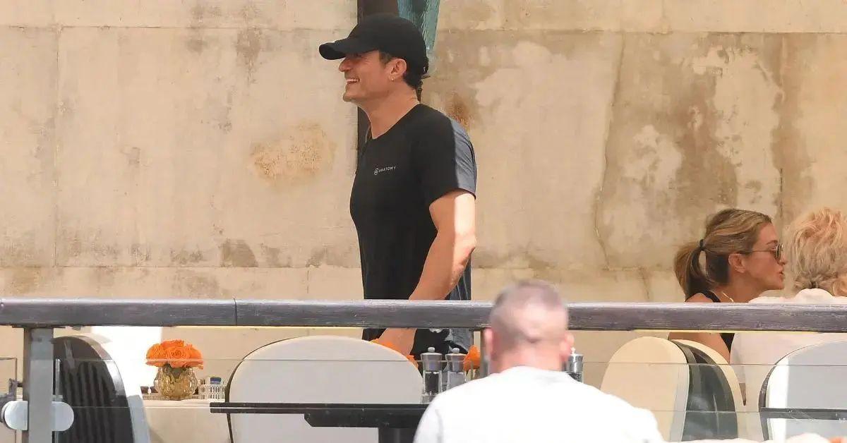 katy perry ex orlando bloom reunite join jeff bezos honeymoon lauren sanchez