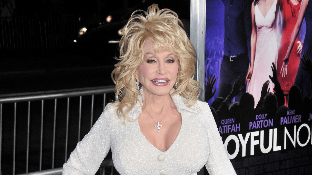 Image of Dolly Parton opted to stay out of politics while in the spotlight.