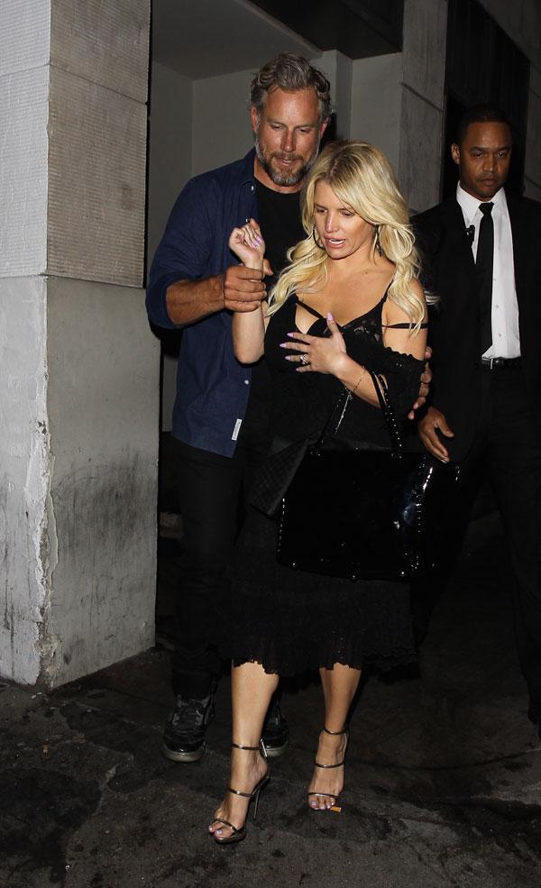 Jessica simpson partying hard rehab akm 04