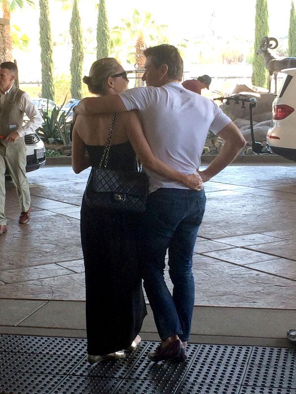 Robert herjavec kym johnson kissing 03