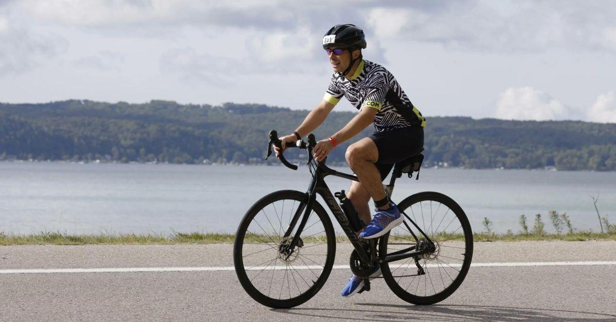 donald trump ridiculed poking fun pete buttigieg riding his bike