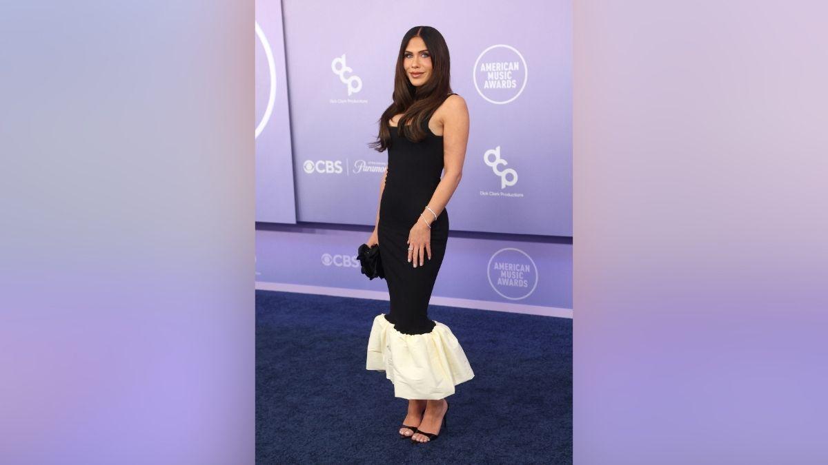 american music awards  red carpet worst dressed celebrities photos