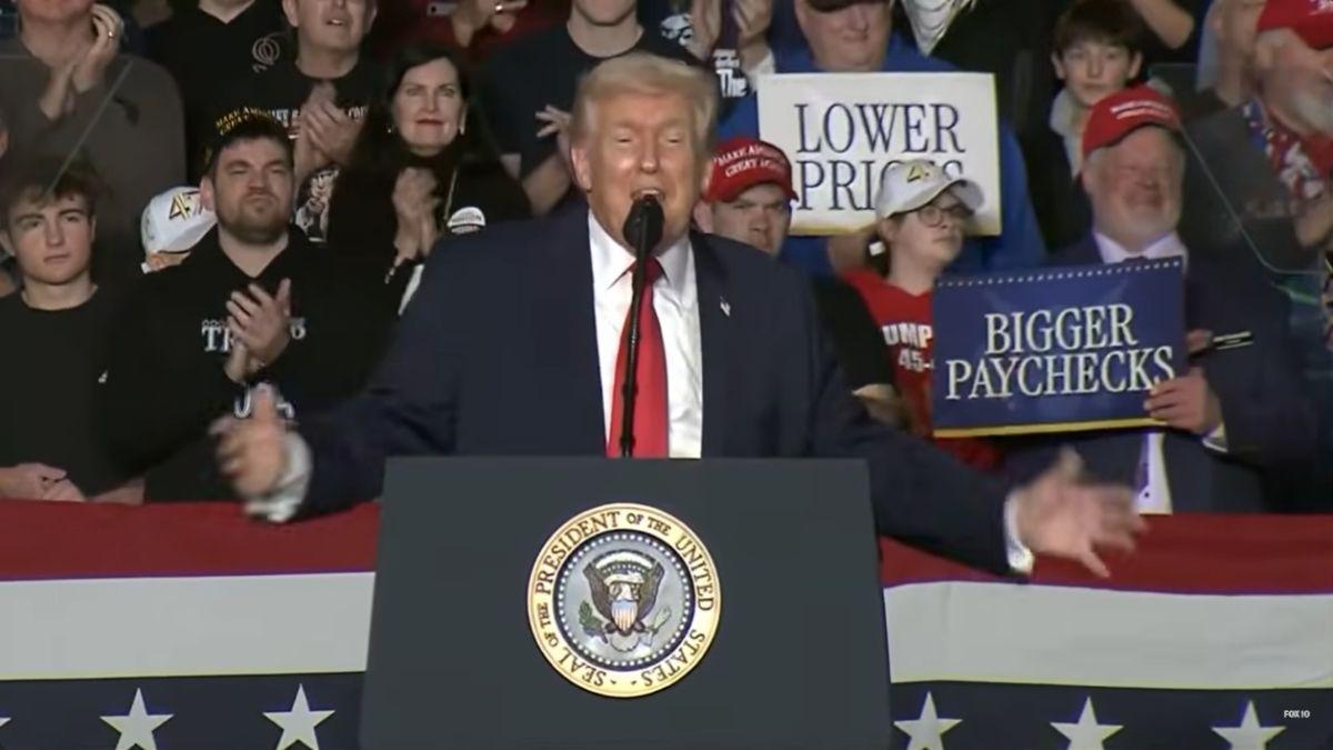 image of Donald Trump said the women were 'beautiful.' 