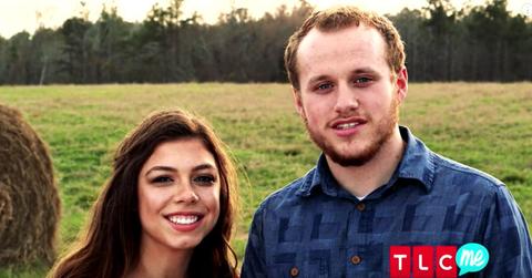 Josiah duggar wife lauren shocks fans daring outfit pp