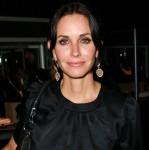2010__04__Courtney_Cox_April22newsne 149×150.jpg