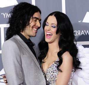 2011__04__Katy_Perry_Russell_Brand_April6 300&#215;286.jpg