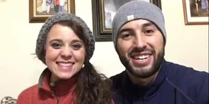 Jinger duggar sex life marriage husband jeremy vuolo honeymoon kissing pda hero