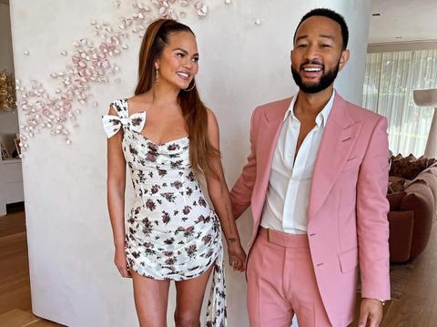 chrissy teigen jealous unhinged beginning relationship john legend