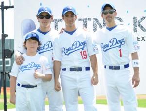 2010__08__Jonas_Brothers_Aug20_83 300&#215;228.jpg