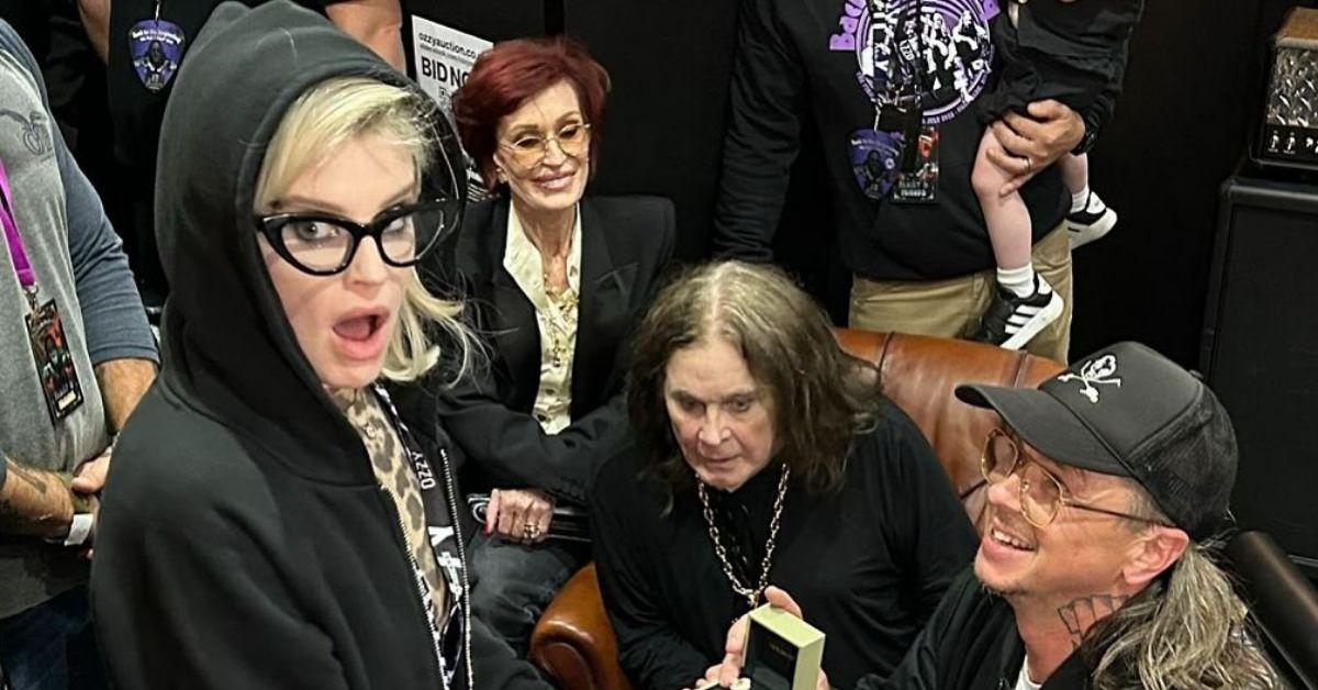 Photo of Ozzy Osbourne, Kelly Osbourne, Sharon Osbourne and Sid the 3rd