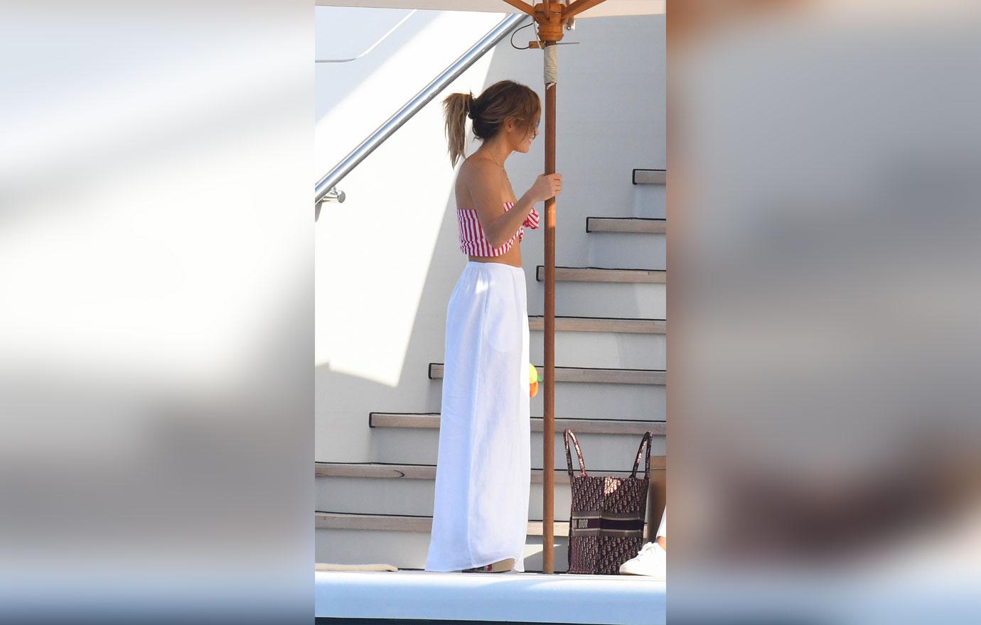 jennifer lopez ben affleck on yacht on amalfi coast