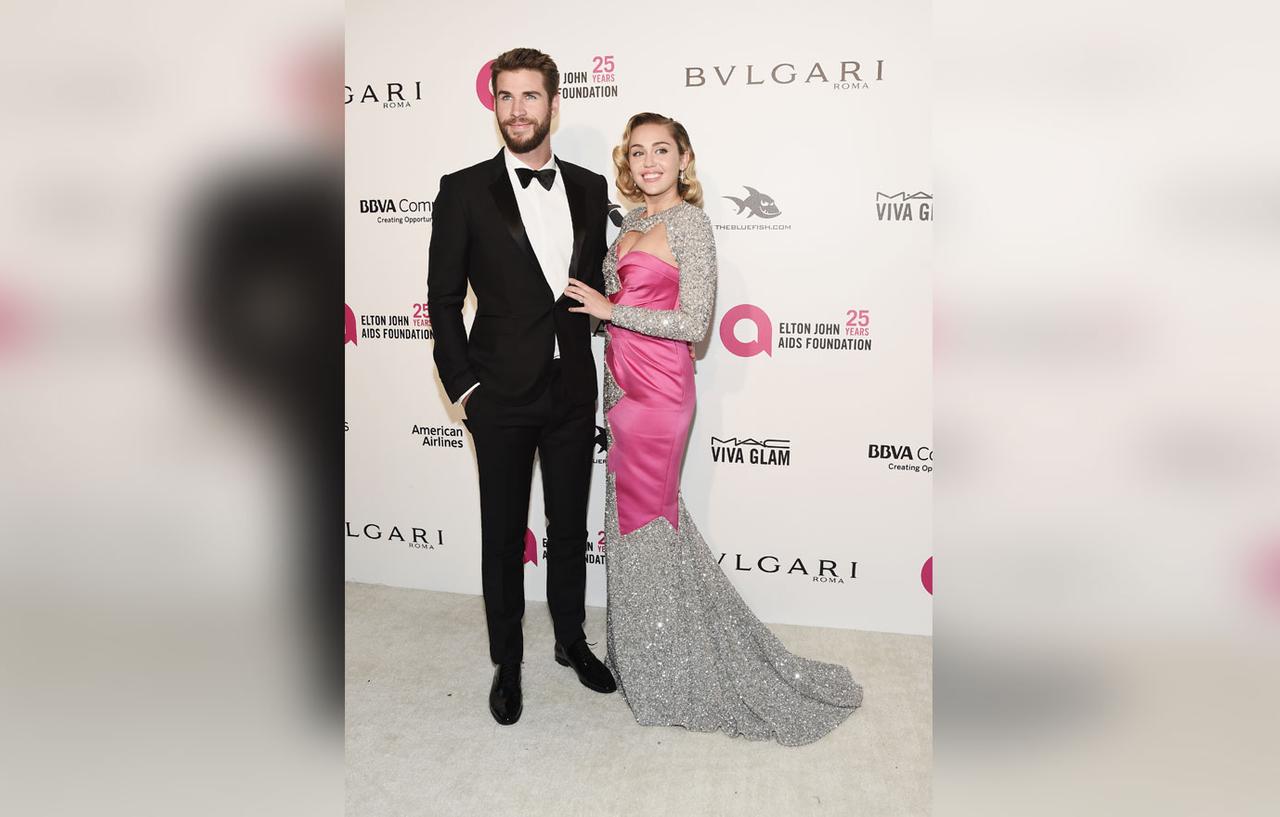 Miley Cyrus Sends Liam Hemsworth Nsfw Message For Valentines Day