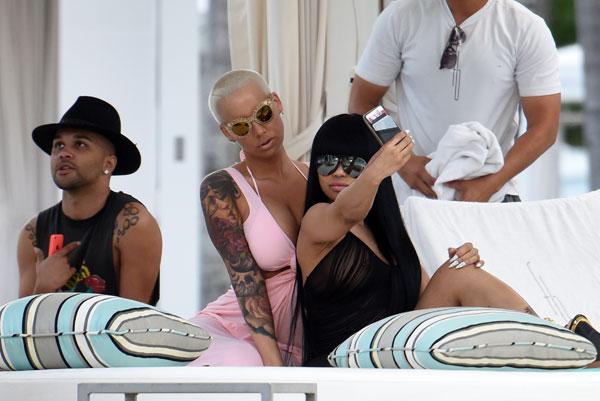 Tyga amber rose show