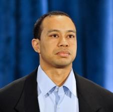 2010__03__TIger_Woods_March16newsne 225×223.jpg