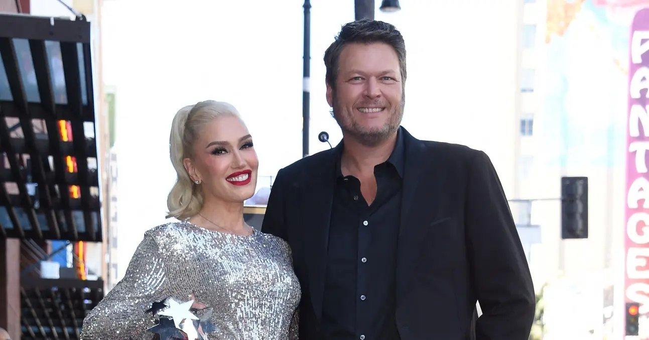 Photo of Gwen Stefani and Blake Shelton