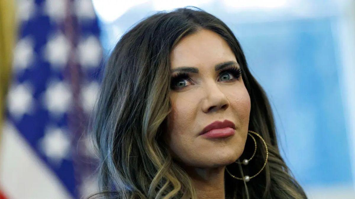 Photo of Whoopi Goldberg and Joy Behar dubbed Kristi Noem a 'liar.'