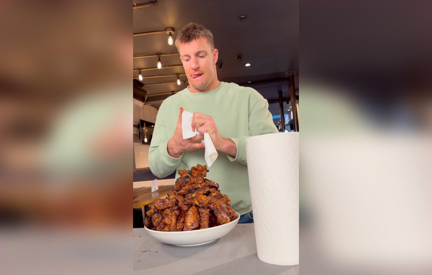 I followed Tom Brady's diet for a day, and I will never be thirsty