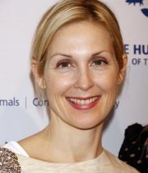 2011__07__kelly_rutherford 215×300.jpg