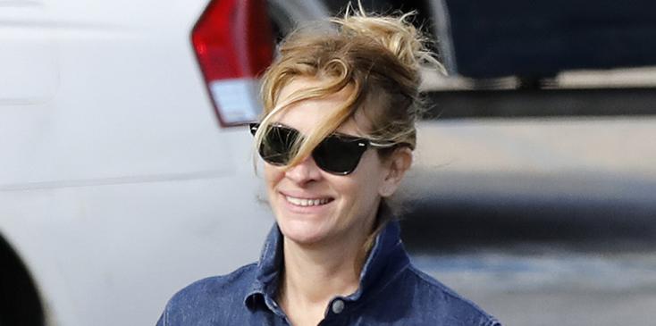 Exclusive&#8230; Julia Roberts Shops With Daughter In Malibu