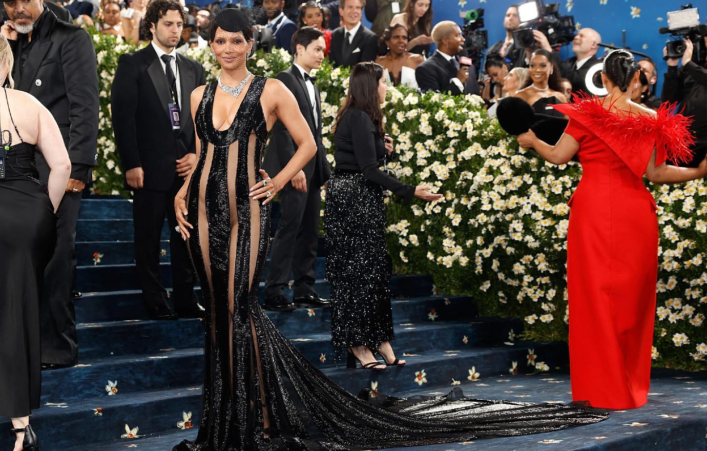 halle berry the met gala mega