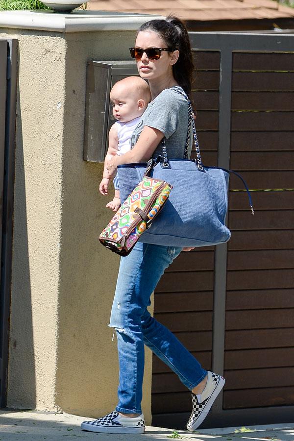 rachel bilson baby first photo