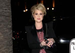 2011__03__kelly_osbourne_march9_2503 300×210.jpg
