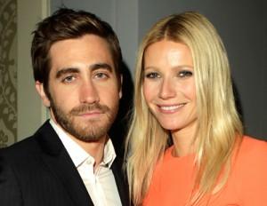 2010__12__Jake_Gyllenhaal_Gwyneth_Paltrow_Dec20news 300×232.jpg