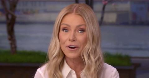 Photo of Kelly Ripa.