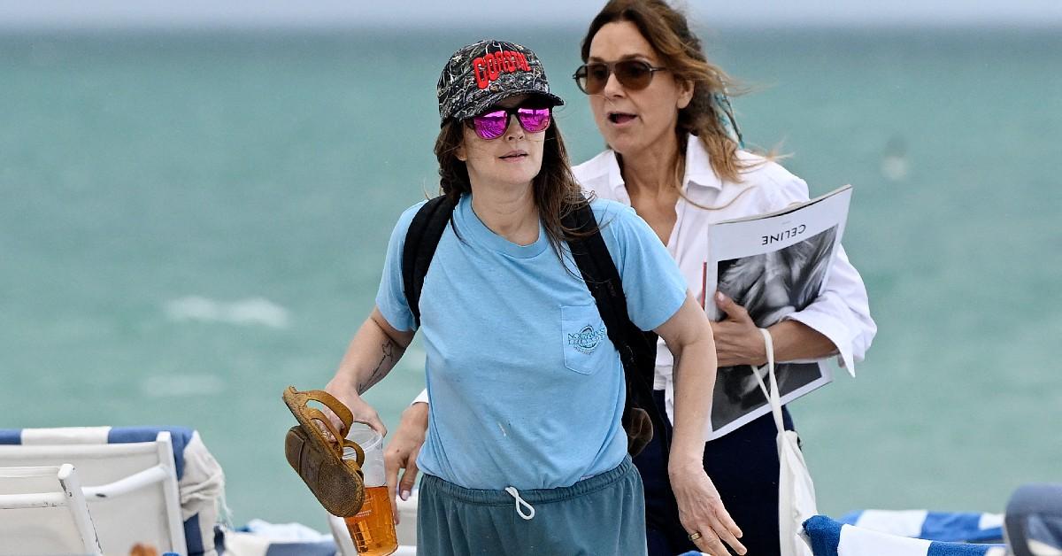 drew barrymore make up free beach day miami