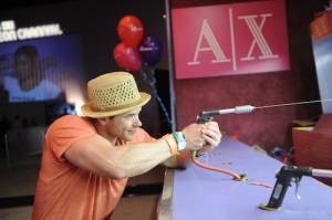 2011__04__KellanLutz 300×199.jpg