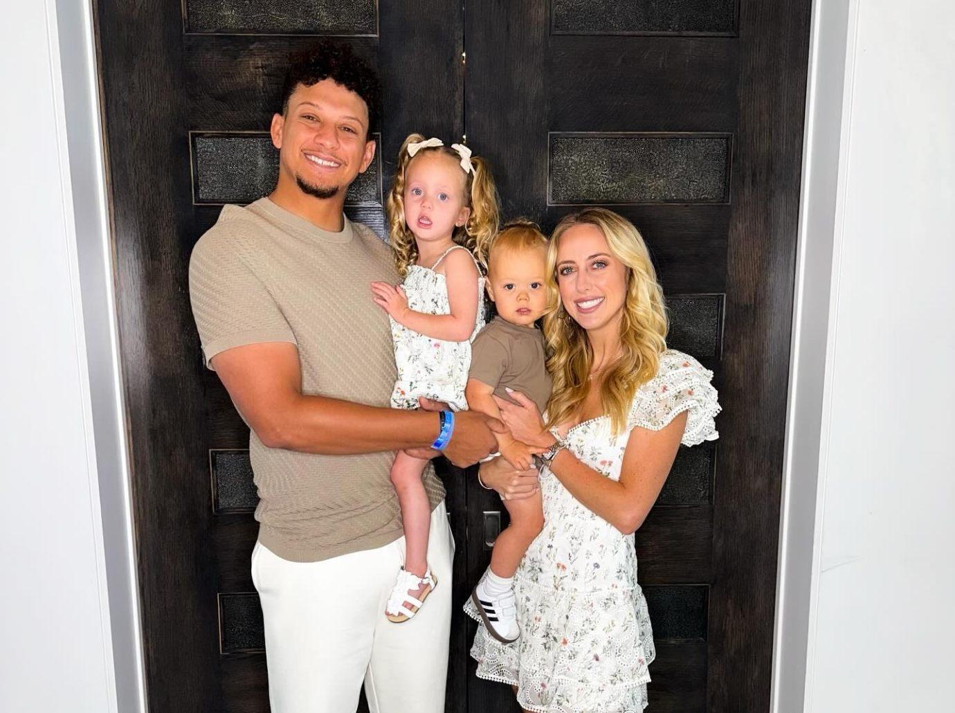 patrick brittany mahomes expecting baby no