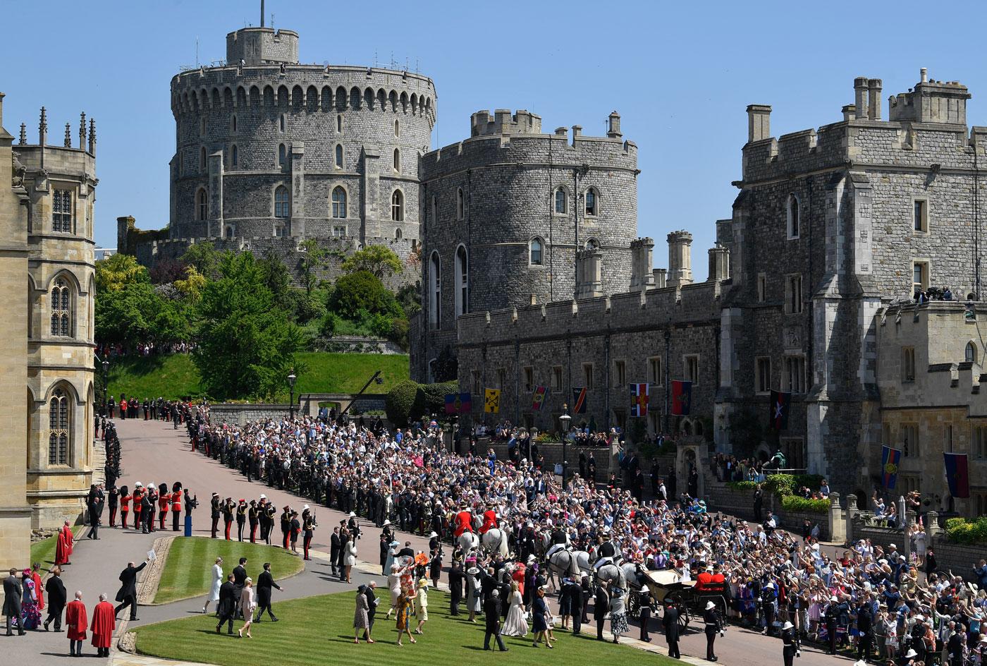 prince harry meghan markle wedding guests selling gift bags ebay 01