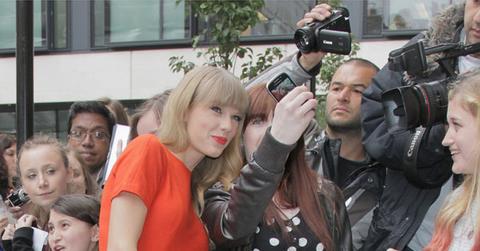 Taylor swift oct5 2 m.jpg