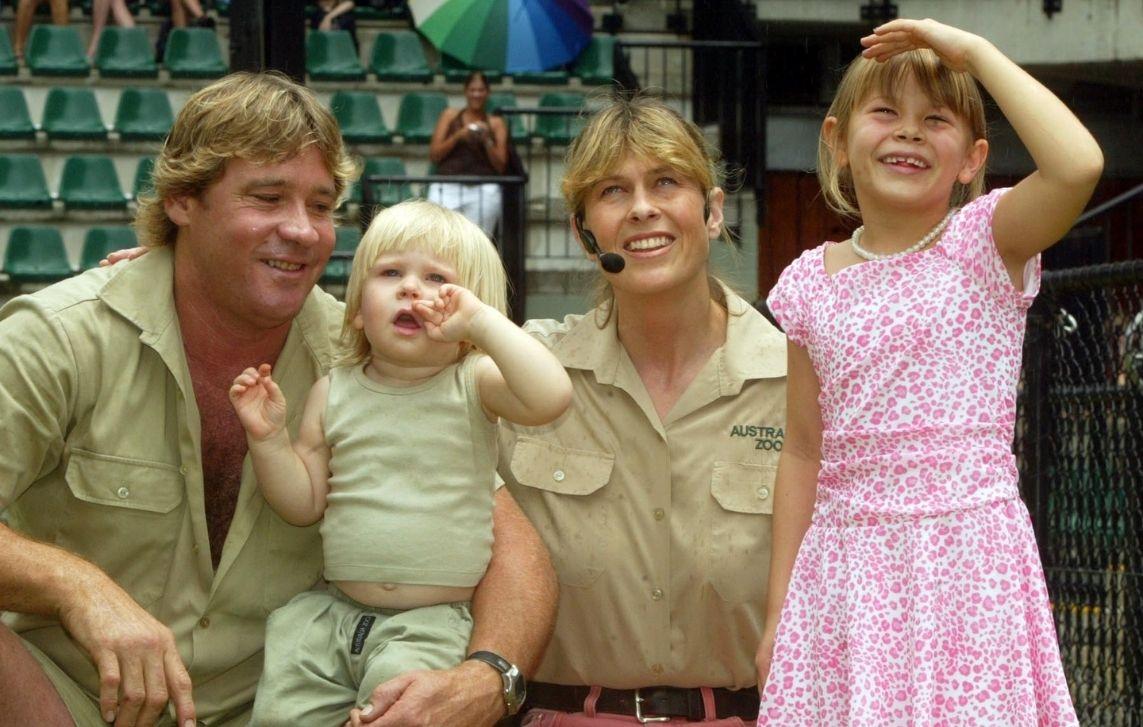 robert bindi irwin pay tribute dad steve irwin day