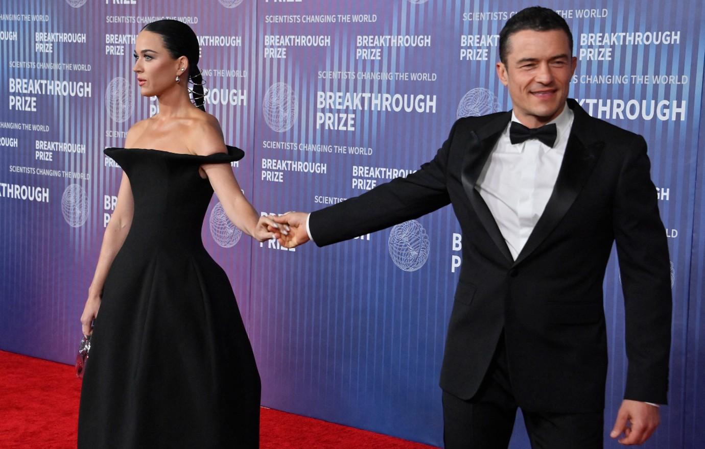 orlando bloom katy perry holds him accountable relationship