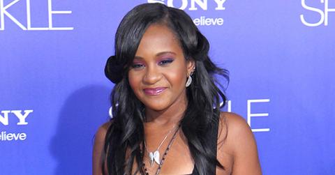 Bobbi Kristina Brown Family Gathers Outside Hospital