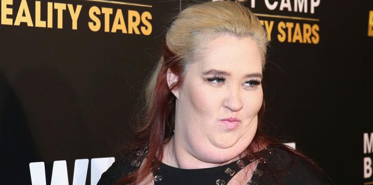 How much does mama june weigh