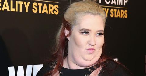 How much does mama june weigh