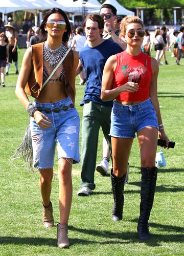 Festival Fashion! Kendall And Kylie Jenner Lead The Pack At Coachella ...