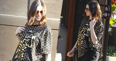 anne hathaway baby bump