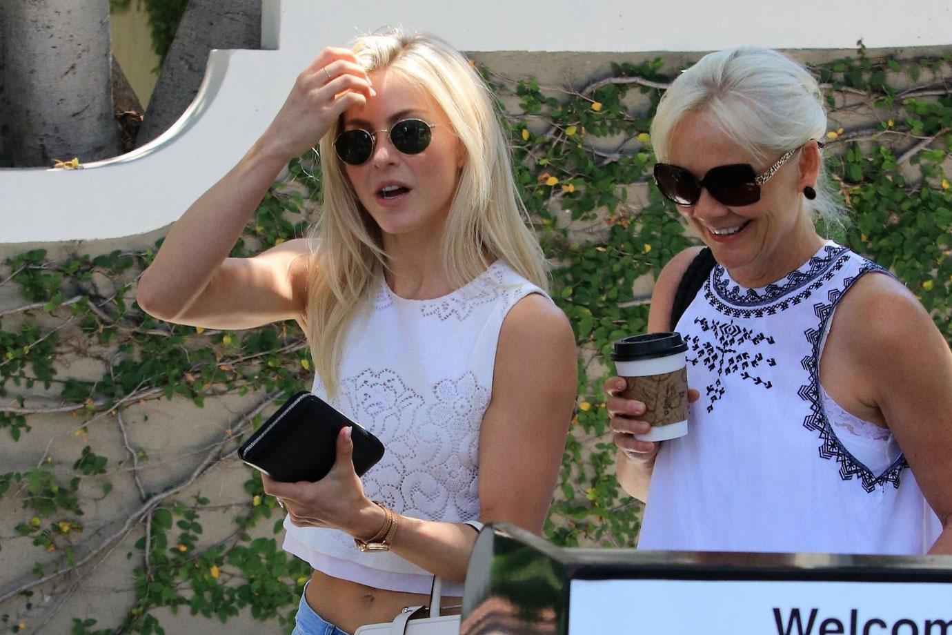 Julianne Hough Wedding Mom Photos 03